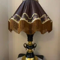 آباژور کلاسیک به همراه میز|چراغ خواب و آباژور|تهران, صادقیه|دیوار