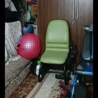 دو عدد صندلی ترتمیز و سالم