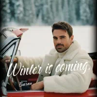 بلیط متل قو در دو سانس شش و نیم . و نه و نیم