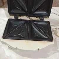 ساندویج ساز یا همون اِسنُک پز