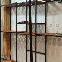 قفسه و میز پیشخوان و اینه و گل و چراغ و مانکن|فروشگاه و مغازه|تبریز, |دیوار