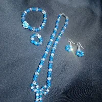 سرویس منجق شیشه ای