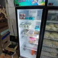 یخچال شیر ۲۰۰ لیتری یخچال فریزر ۱عدد یخچال ۳عدد|فروشگاه و مغازه|اردبیل, |دیوار