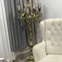 مقداری لوازم برنز قدیمی سنگین وزن بفروش میرسد