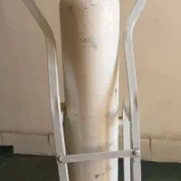 اکسیژن با پایه وچرخ پر