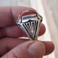 عقیق سرخ کهنه تراش|جواهرات|آباده, |دیوار