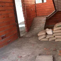 دو طبقه نیمه کاره