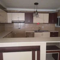 واحد۸۰متری باامکانات کامل