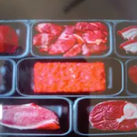 کارگر ساده بسته بندی مواد غذایی  جا خواب غذا بیمه