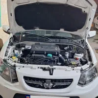 کوئیک R سفید سقف مشکی|خودرو سواری و وانت|شیراز, مبعث|دیوار