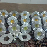 لامپ هالوژن و قاب کامل|لامپ و چراغ|قم, نوبهار|دیوار