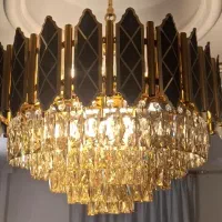 لوستر بزرگ کریستالی شیک