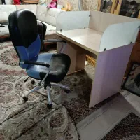 میز تحریر همراه با صندلی