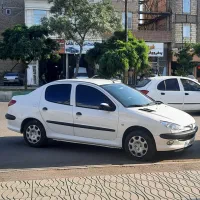 ۲۰۶ صندوقدار
