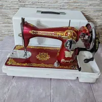 چرخ خیاطی قدیمی و آنتیک