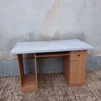 میز تحریر کامپیوتر