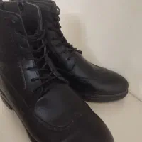 نیم بوت سایز ۳۸ تمیز