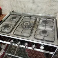 اجاق گاز پنج شعله و چرخ خیاطی|اجاق گاز و لوازم برقی پختوپز|خوی, |دیوار