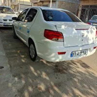 رانا پلاس ۴۰۱ درحدبالوازم|خودرو سواری و وانت|قم, شهرک فاطمیه|دیوار