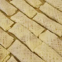 رشته خشکار مخصوص خانگی با کیفیت