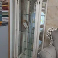 ویترین نو بدلیل جمع کردن مغازه|بوفه، ویترین، کنسول|رشت, چمارسرا|دیوار