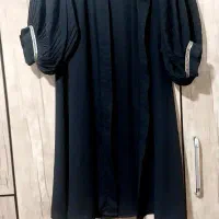 چند دست لباس در حد