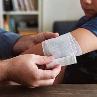 خدمات درمانی در منزل(وصل سرم درمان آنفولانزا و ..)|خدمات آرایشگری و زیبایی|بابلسر, |دیوار