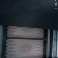 میز بسیار زیبا|میز و صندلی غذاخوری|یزد, |دیوار