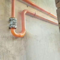 شاگرد جهت جوشکاری و لوله کشی گاز در سیدی