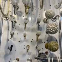 گل میخ پرده و عصایی پرده هولدر پرده|پرده، رانر، رومیزی|تهران, بازار|دیوار