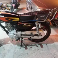 موتور سیکلت ۱۵۰لیفان