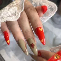 کاشت ناخن و مژه تخصصی اقتصادی