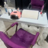 وسایل و لوازم ارایشگاه میز ناخن و صندلی