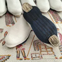 گیوه (شهری)|کیف، کفش، کمربند|اصفهان, هفتون|دیوار