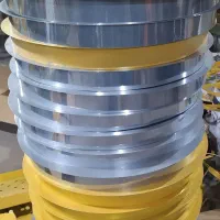 یک نفر رنگ کار و نقاش ماهر یا نیمه ماهر نیازمندیم