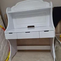 میز تحریر استاندارد