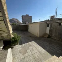 فروش ومعاوضه زمین خونه 2طبقه 302متر بهارستان10