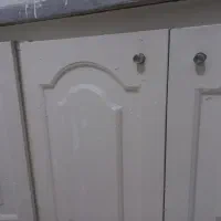 تعدادی کابینت تمیز فلزید