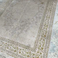 یک فرش ۶متری گل برجسته