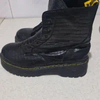 چکمه درحدنو|کیف، کفش، کمربند|زنجان, |دیوار