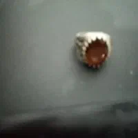 انگشترنگین دار الماسی شکل