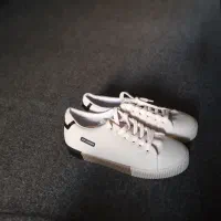 کفش اسپرت وراحت