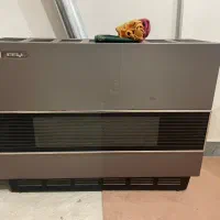 دو عدد بخاری یکی ایمن گاز مشهد یکی ارج|بخاری، هیتر، شومینه|شیروان (خراسان), |دیوار