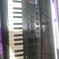 میدی کنترلر axiom air 32 mini