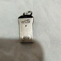 گیتار و پاوربانک دو عدد فلش 8و 16|گیتار، بیس، امپلیفایر|سبزوار, توحیدشهر|دیوار