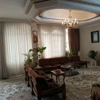 جلال حاشیه مهران_ ۱۳۵متر_سه خواب _ خوش نقشه