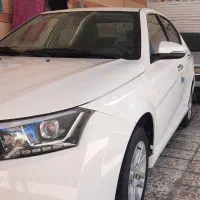 دنا پلاس 5دنده دستی1401