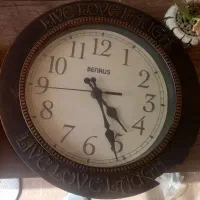 ساعت دیواری