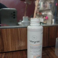 ضدآفتاب مارگریت پوست مختلط آکنه دار