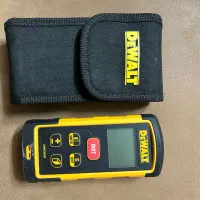 متر لیزری دیوالت